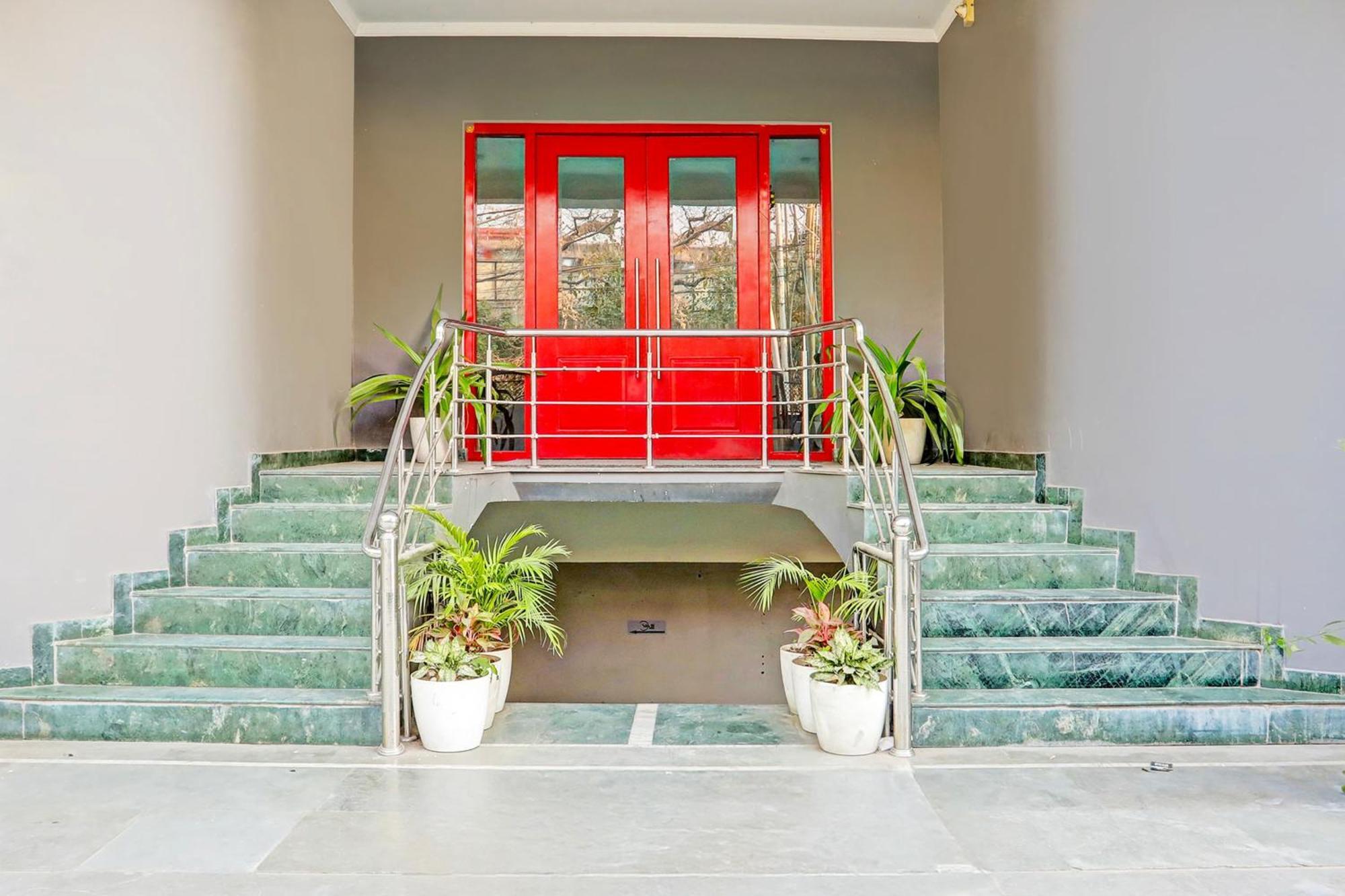 לקנאו Super Townhouse Vijay Khand Gomti Nagar מראה חיצוני תמונה