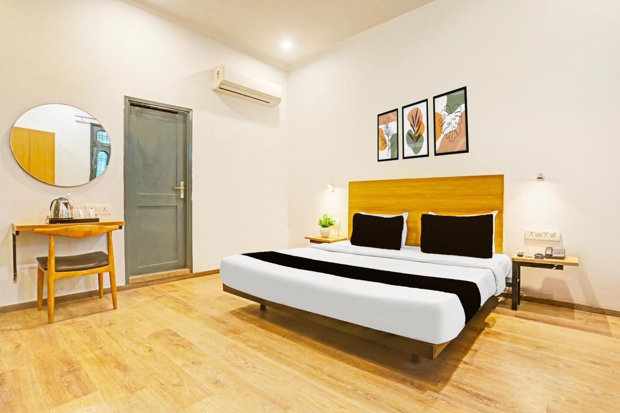 לקנאו Super Townhouse Vijay Khand Gomti Nagar מראה חיצוני תמונה