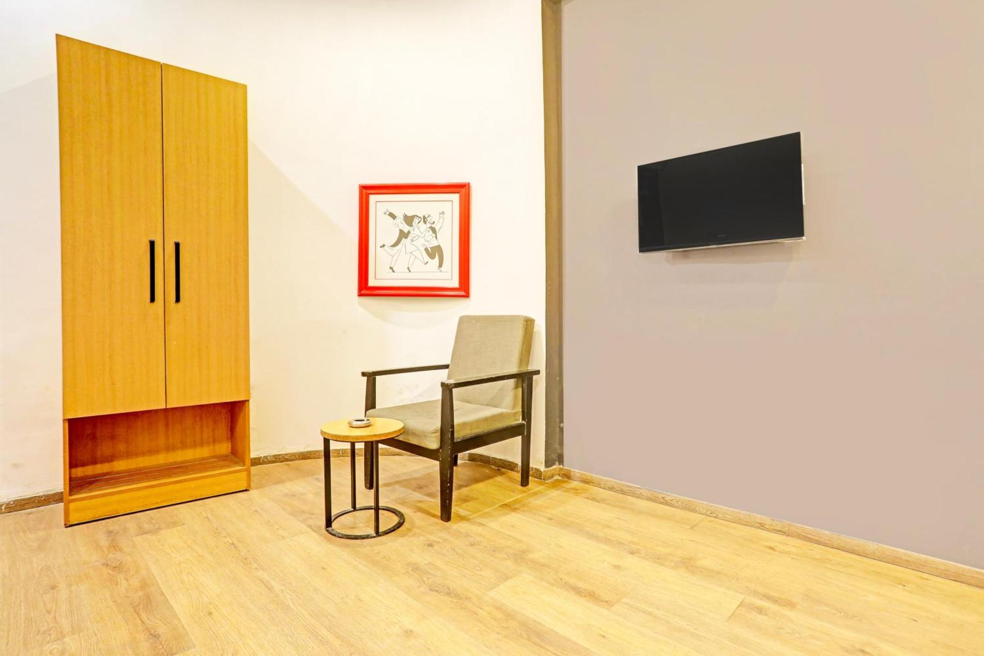 לקנאו Super Townhouse Vijay Khand Gomti Nagar מראה חיצוני תמונה