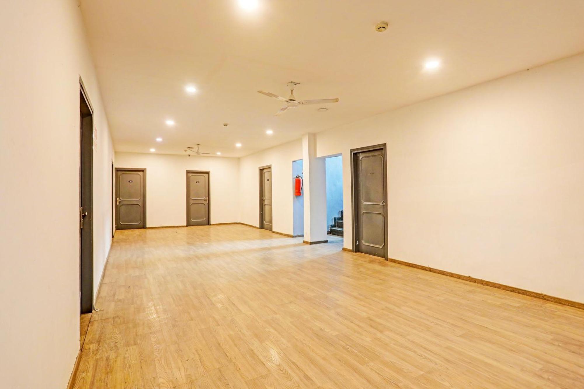 לקנאו Super Townhouse Vijay Khand Gomti Nagar מראה חיצוני תמונה